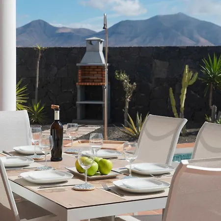Vista Montana By Optima Villa